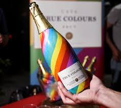 True Colours Cava Laten we een toast uitbrengen op een diverse en inclusieve samenleving!